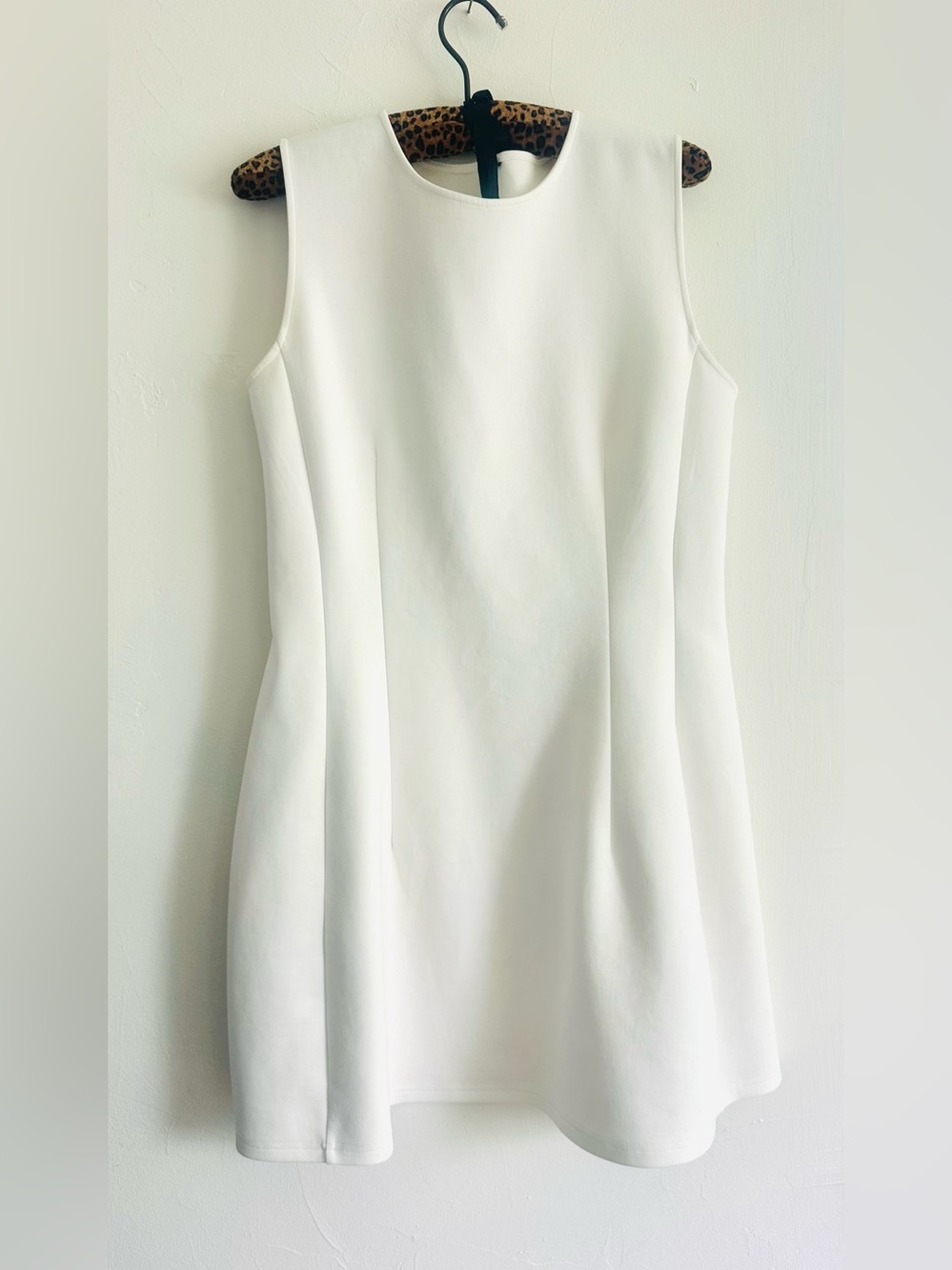 Classic Ivory / White Sleeveless White Shift Dress, Women’s Large